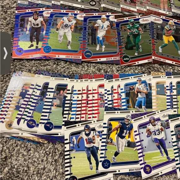 Lot of 110 Panini Absolute Football cards 2019-2025 with rookies and inserts - Picture 2 of 11